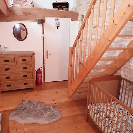 Holiday home La Brenatiere Surin (Vienne)